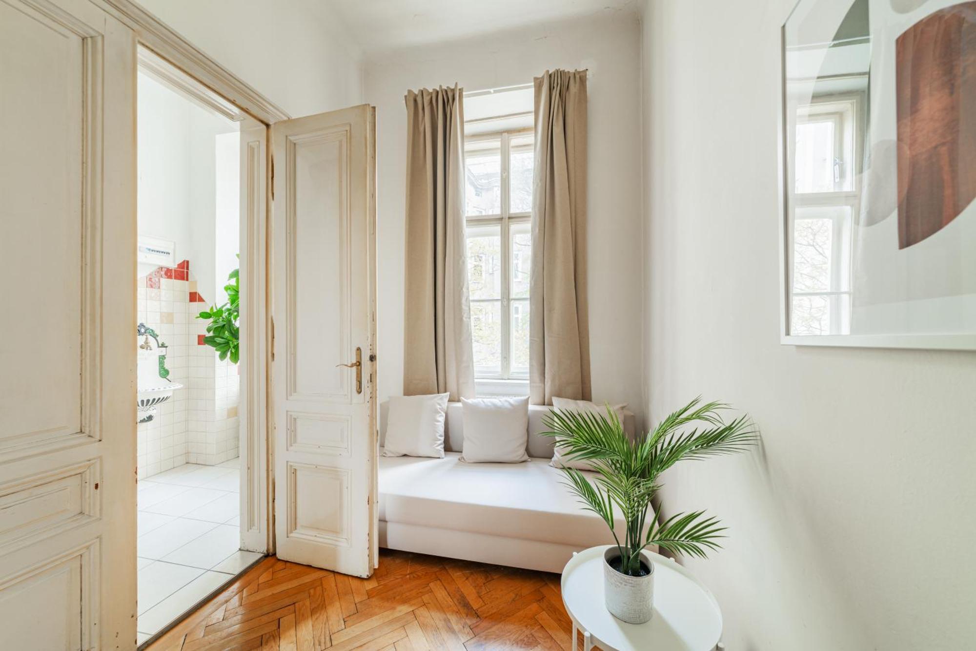 Mit 9 Schlafplaetze Vienne