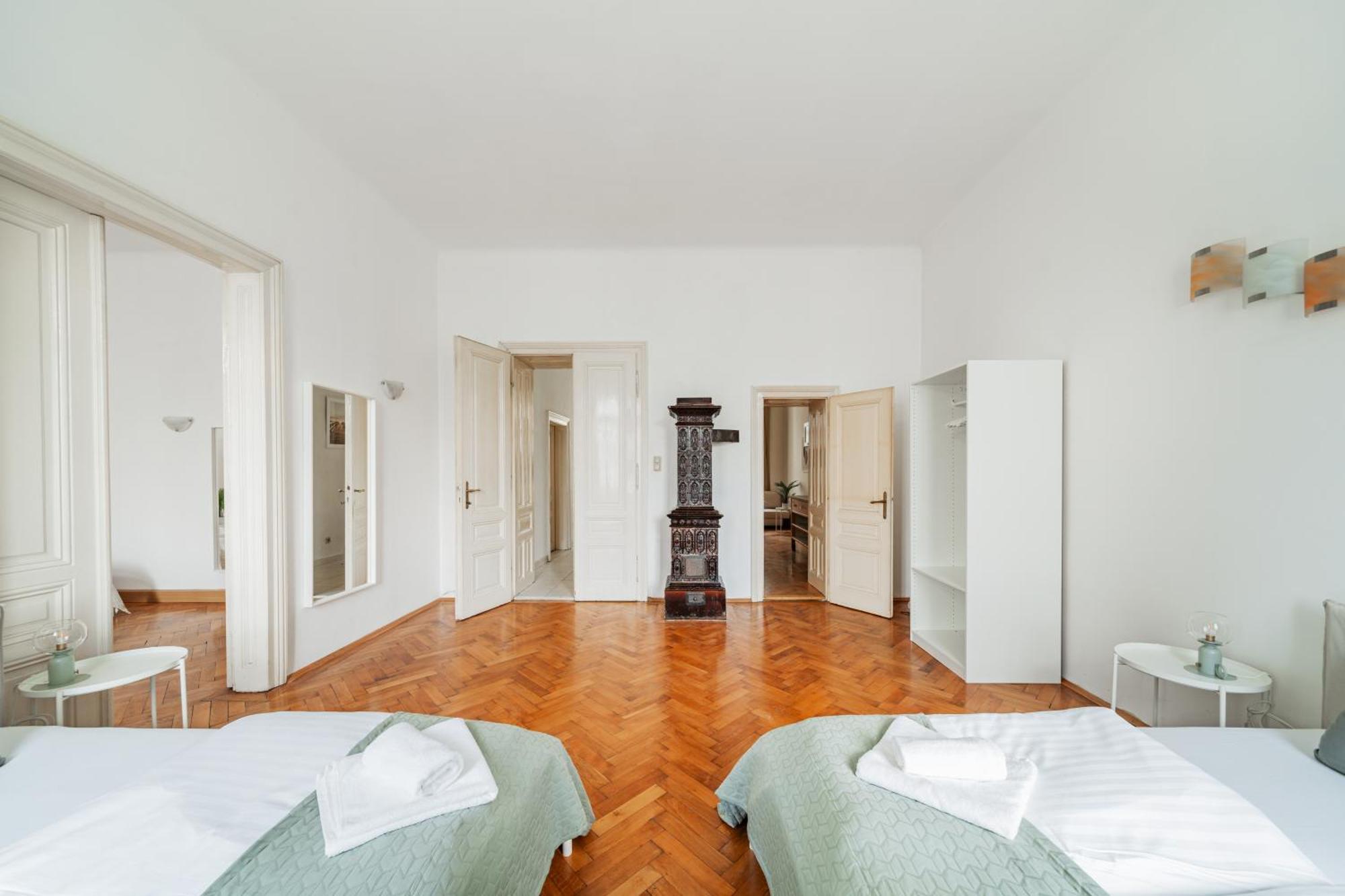 Mit 9 Schlafplaetze Appartement Vienne